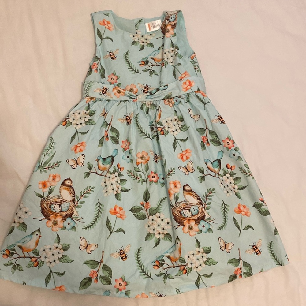 Girls dress